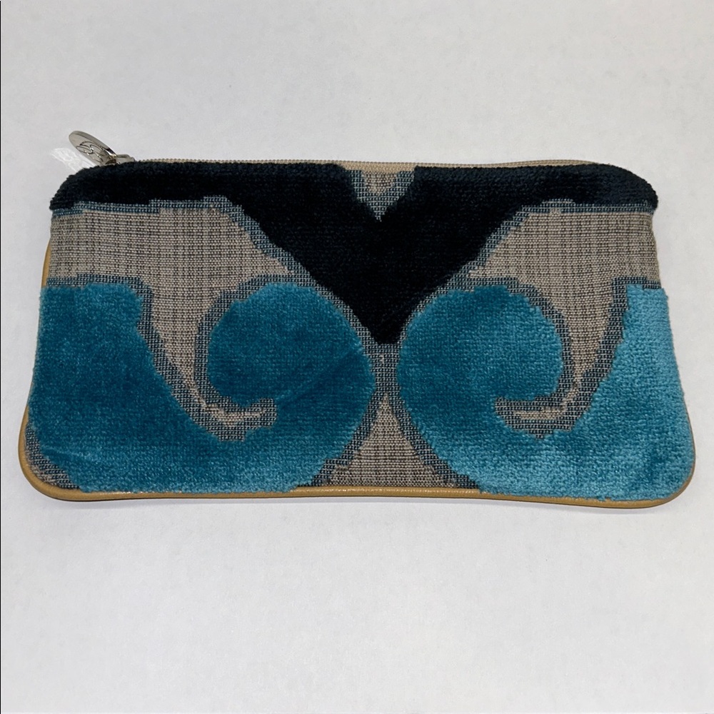 Stunning Vintage Glenda Gies Luxury Clutch
